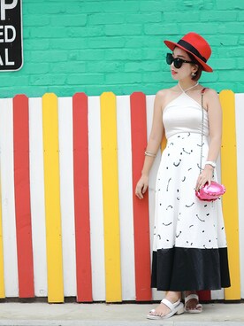 「GREYHOUND（グレイハウンド）のアイテム（ハンドバッグ、ピンク系）」を使った、nanjeong Leeさん（レディース・157cm）の秋コーディネート