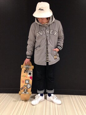 「白いスニーカー」｜「アイテム（ブルゾン）」を使った、MITACHIさん（メンズ・160cm）の冬コーディネート