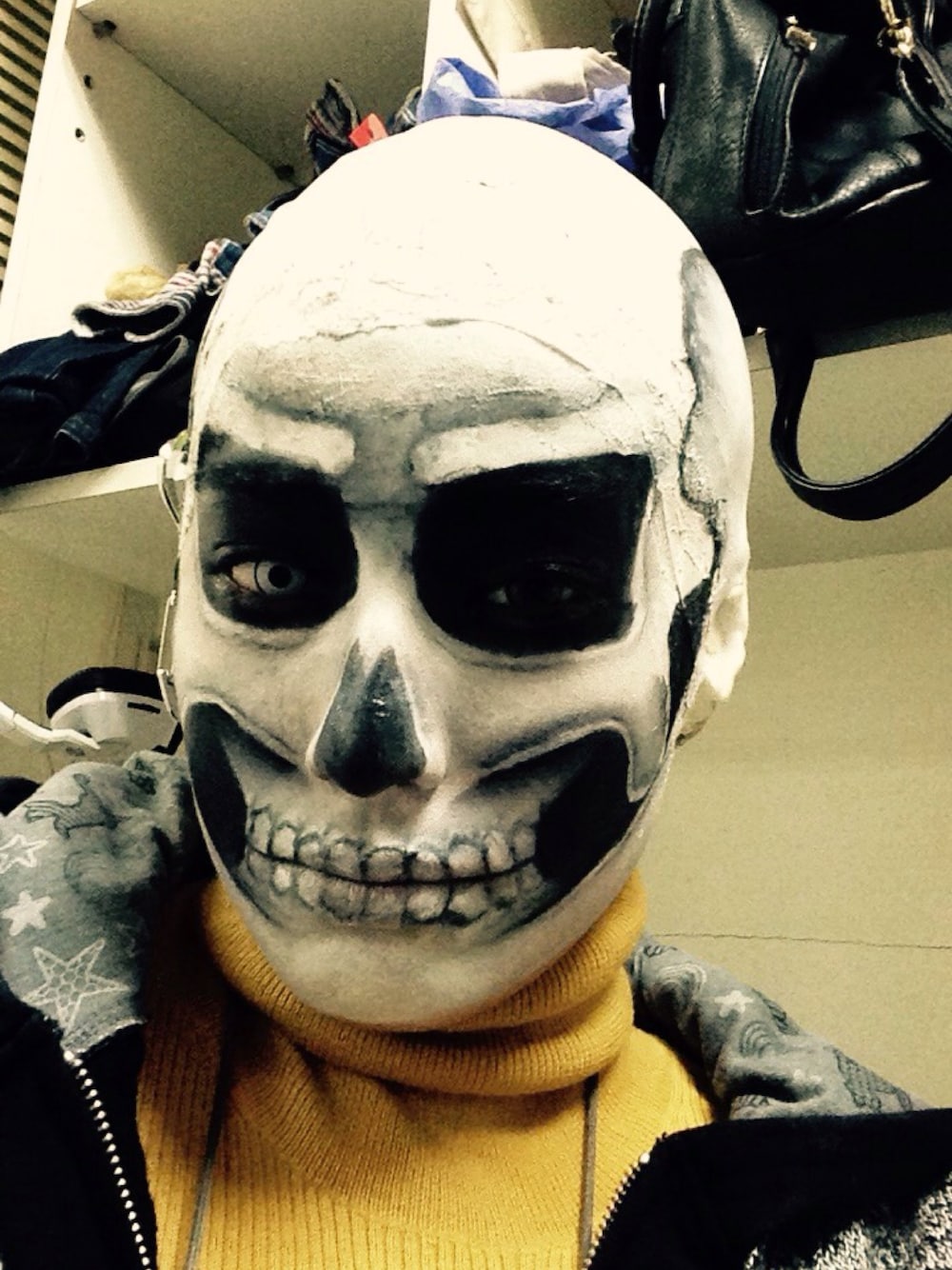「WEAR HALLOWEEN 2015、make up、skull」｜「make up by meのアイテム（ファンデーション、ホワイト系）」を使った、ひょんさん（レディース・168cm）の秋コーディネートの1枚目の写真