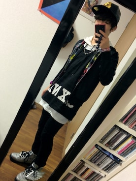 「adidas Originals by JEREMY SCOTT」｜「アイテム（キャップ）」を使った、yoshiyamaeshiroさん（メンズ・170cm）の秋コーディネート