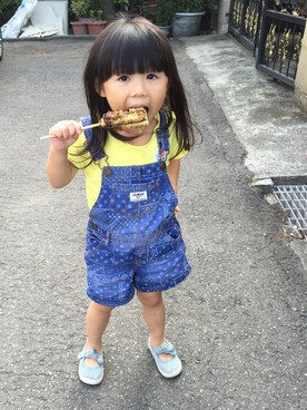 「OSHKOSH（オシュコシュ）のアイテム（デニムパンツ）」を使った、Mollyさん（キッズ・90cm）の秋コーディネート