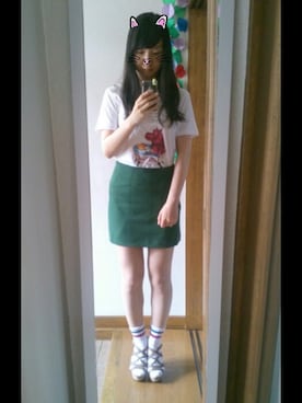 「UNIQLO Tシャツ」｜「アイテム（アクセサリー）」を使った、MYK さん（レディース・157cm）の夏コーディネート