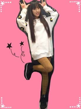 「シェブロン」｜飯窪春菜さん（レディース・160cm）の冬コーディネート