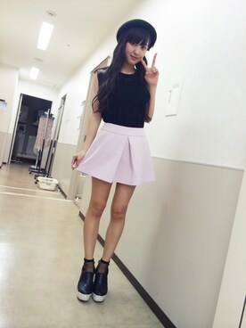 「MERCURYDUO（マーキュリーデュオ）のアイテム（スカート）」を使った、飯窪春菜さん（レディース・160cm）の秋コーディネート