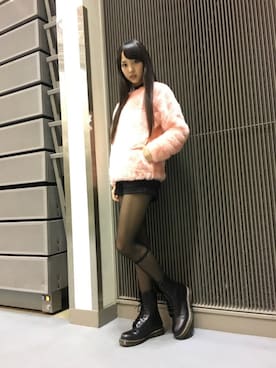 「JOYRICH」｜「アイテム（アクセサリー）」を使った、飯窪春菜さん（レディース・160cm）の冬コーディネート
