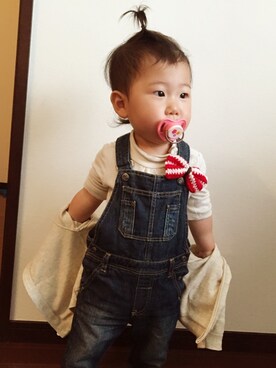 「babyGAP（babyGAP）のアイテム（その他トップス、ホワイト系）」を使った、ちゅっちゅさん（キッズ・80cm）の冬コーディネート