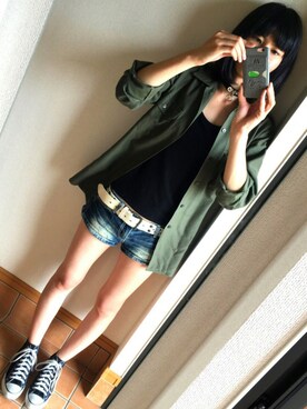 「H&M（エイチ・アンド・エム）のアイテム（Tシャツ/カットソー、ブラック系）」を使った、kancham☆さん（レディース・170cm）の秋コーディネート