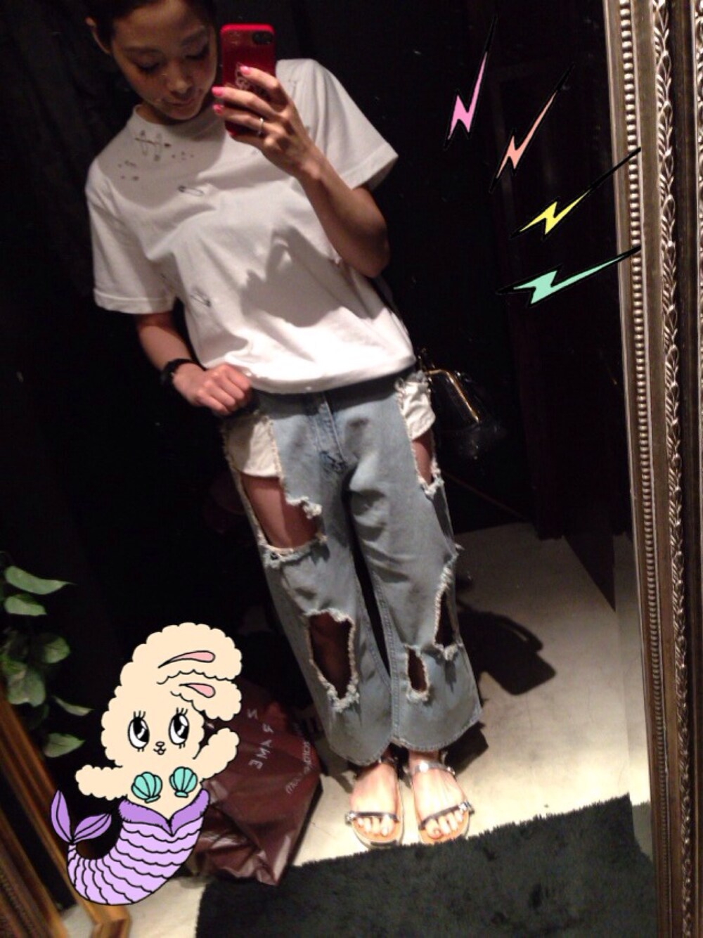 「ダメージデニムパンツ、クラッシュデニム、デニム、denim、Tシャツ、g.v.g.v.、cheap monday、ZARA、メタリック、メンズライク」｜「CHEAP MONDAYのアイテム（デニムパンツ、ブルー系）」を使った、あんずさん（レディース・155cm）の夏コーディネートの1枚目の写真