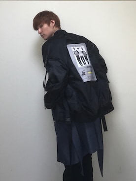 「PARADOX（パラドックス）のアイテム（その他アウター）」を使った、サカナカズマさん（メンズ・178cm）の秋コーディネート