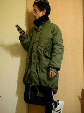「adidas originals」｜「アイテム（モッズコート）」を使った、KATSURAさん（メンズ・164cm）の冬コーディネート