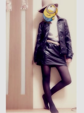 「Honeys（ハニーズ）のアイテム（ニット/セーター、グレー系）」を使った、S さん（レディース・170cm）の秋コーディネート