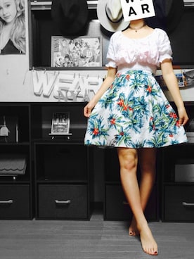 「INGNI（イング）のアイテム（デニムスカート、グリーン系）」を使った、S さん（レディース・170cm）の秋コーディネート