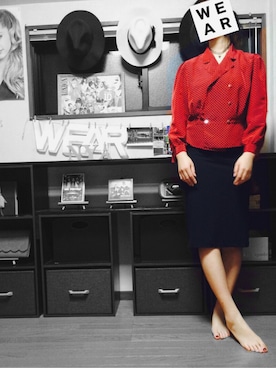 「VINTAGE（ヴィンテージ）のアイテム（Tシャツ/カットソー、レッド系）」を使った、S さん（レディース・170cm）の秋コーディネート