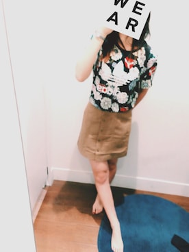 「adidas（アディダス）のアイテム（Tシャツ/カットソー、グリーン系）」を使った、S さん（レディース・170cm）の秋コーディネート