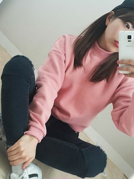 「アイテム（スウェット、ピンク系）」を使った、RiRiさん（レディース・156cm）の冬コーディネート