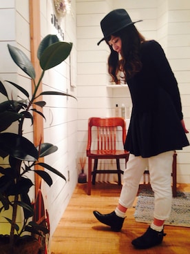 「coca（ANDEX shoes product）（コカ）のアイテム（Tシャツ/カットソー）」を使った、aRietta   hirokoさん（レディース・158cm）の冬コーディネート