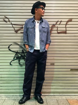 「Schott（ショット）のSchott/ショット/CHAMBRAY WORK SHIRTS/シャンブレー ワーク シャツ（シャツ/ブラウス）」を使った、matsuuraさん（メンズ・189cm）の夏コーディネート