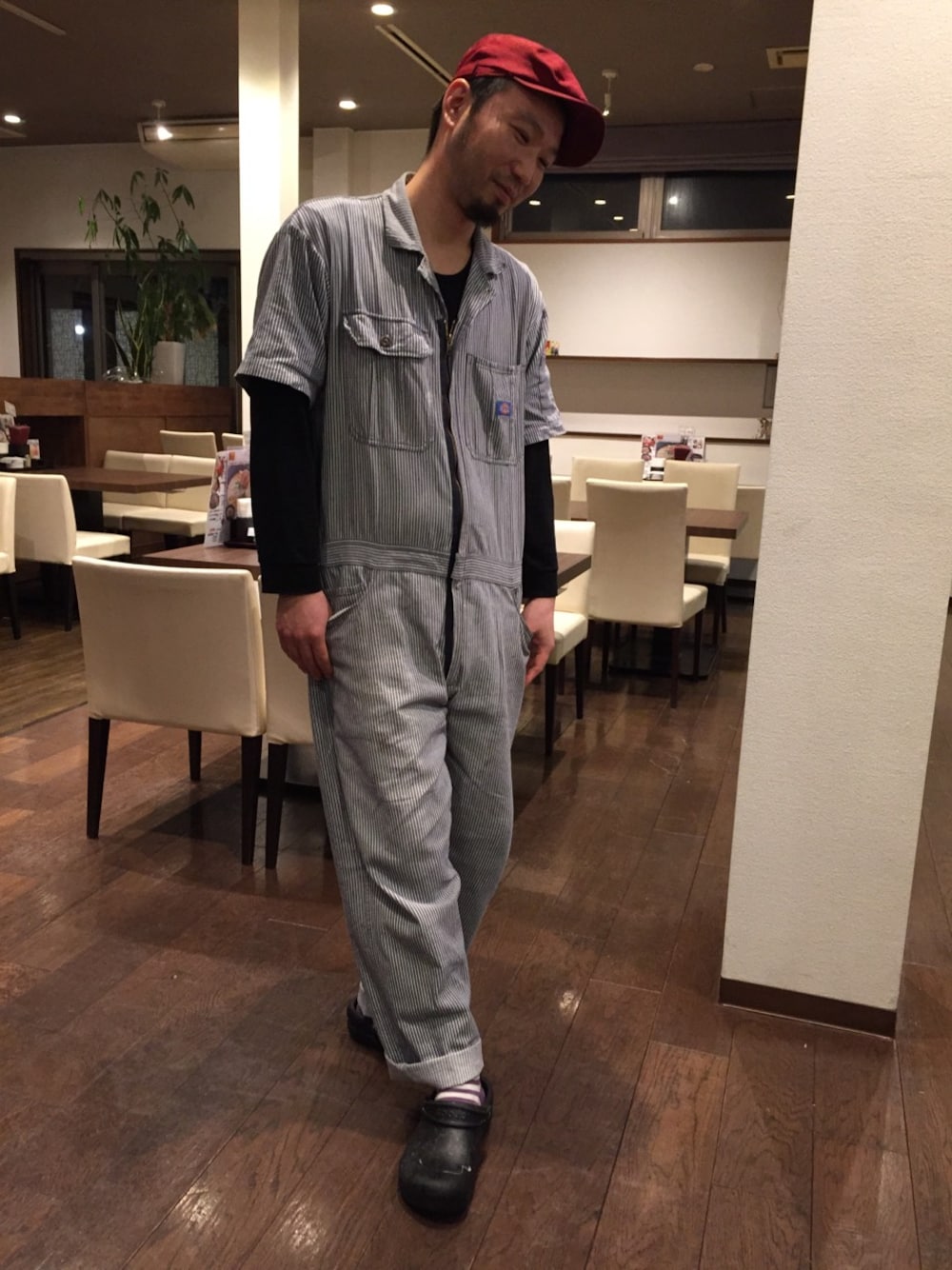 「ユニフォーム、らーめんごう」｜「Dickiesのアイテム（つなぎ/オールインワン、ブルー系）」を使った、Go店長さん（メンズ・179cm）の春コーディネートの1枚目の写真