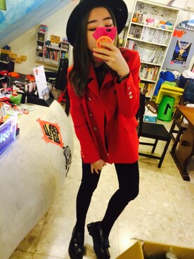 「red」｜「アイテム（スーツジャケット）」を使った、Claireさん（レディース・160cm）の冬コーディネート