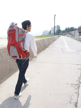 「OSPREY（オスプレー）のアイテム」を使った、tinyjohnさん（メンズ・180cm）の秋コーディネート