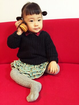 「fafa（フェフェ）のアイテム（パンツ）」を使った、tinyjohnさん（キッズ・80cm）の冬コーディネート