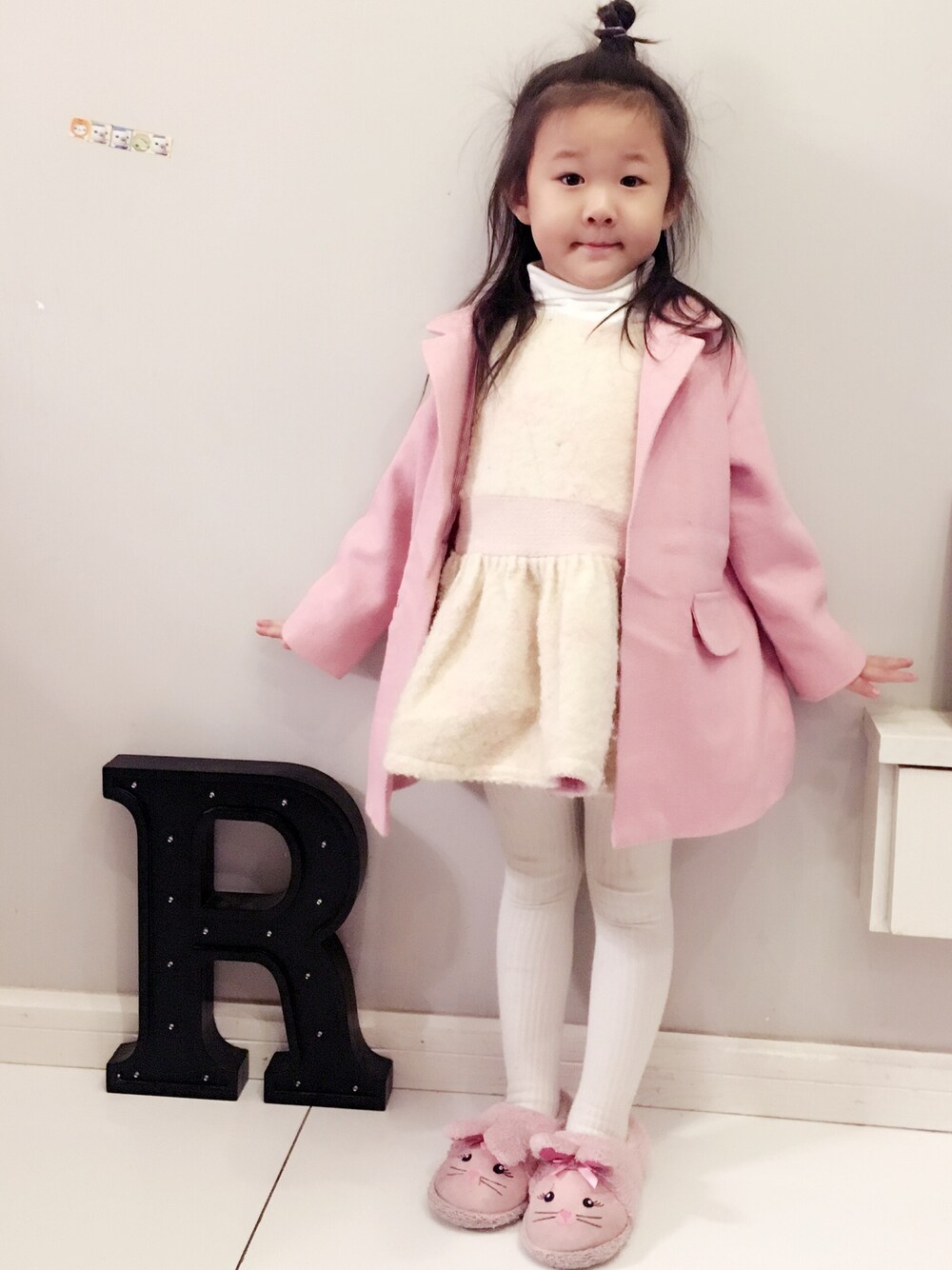 「Handmadeのアイテム（ワンピース、ピンク系）」を使った、rowercocoさん（キッズ・100cm）の秋コーディネートの1枚目の写真