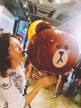 「MichaelKors」｜「アイテム（アクセサリー）」を使った、OXY さん（レディース・172cm）の夏コーディネート