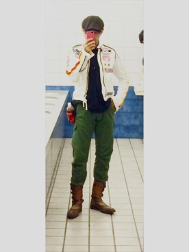 「DSQUARED2（ディースクエアード）のアイテム（ライダースジャケット）」を使った、konpeiさん（メンズ・181cm）の秋コーディネート