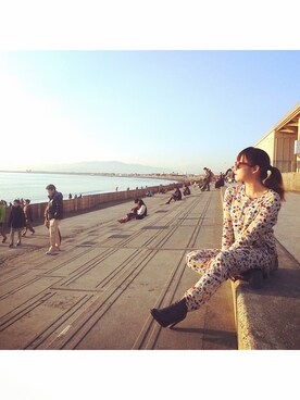 「Acne Studios（アクネストゥディオズ）のアイテム（ブーティ）」を使った、Hitomi Shinjoさん（レディース・153cm）の冬コーディネート