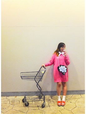 「Acne Studios（アクネストゥディオズ）のアイテム（ワンピース）」を使った、Hitomi Shinjoさん（レディース・153cm）の冬コーディネート