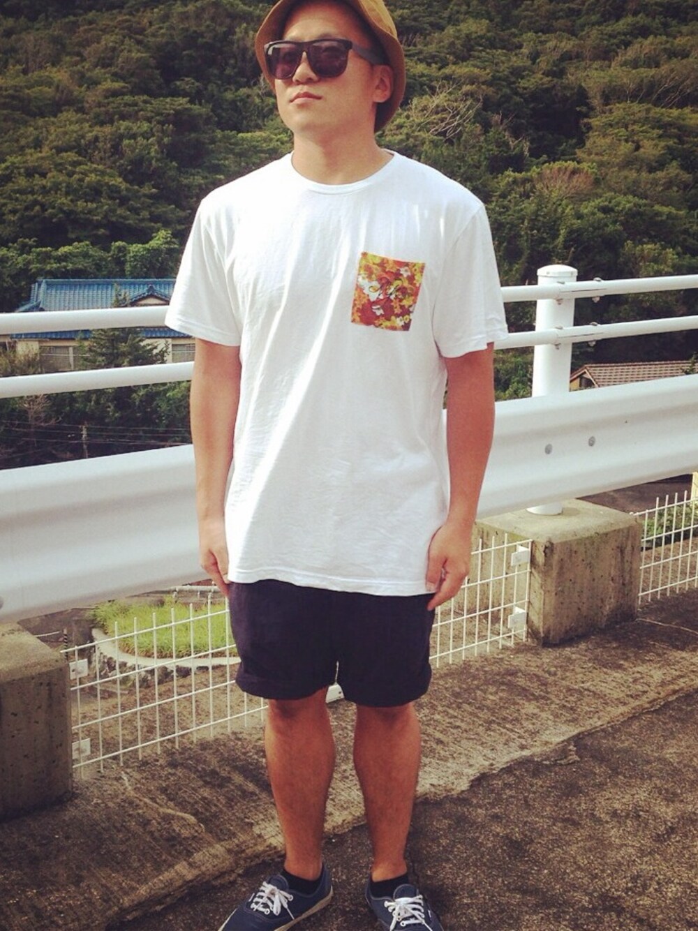 「夏」｜「BEAMS BOYのNIKE / CITY FLOWER PACK TEE（Tシャツ/カットソー、ホワイト系）」を使った、mimurantanさん（メンズ・165cm）の夏コーディネートの1枚目の写真