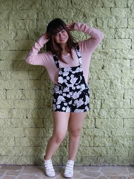 「colza（コルザ）のアイテム（つなぎ/オールインワン）」を使った、leon paolaさん（レディース・157cm）の秋コーディネート