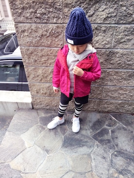 「アイテム（ナイロンジャケット）」を使った、rinonさん（キッズ・110cm）の冬コーディネート