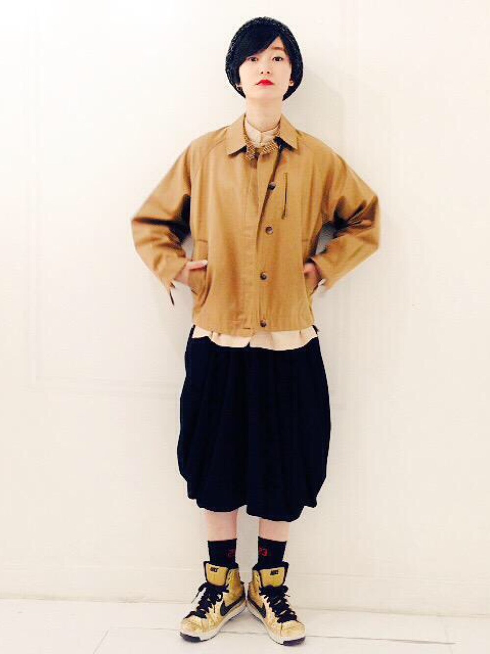 「used、used mix、古着、古着MIX、NIKE、Jordan」｜「usedのアイテム（その他アウター、ベージュ系）」を使った、NAOさん（レディース・161cm）の春コーディネートの1枚目の写真