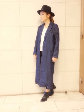 「＃デニム」｜「アイテム（チノパンツ）」を使った、今井華さん（レディース・165cm）の秋コーディネート