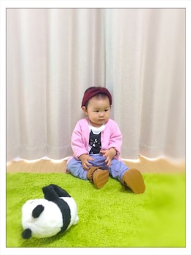 「ヘアバンド」｜「アイテム（おもちゃ）」を使った、acoricoさん（キッズ・70cm）の秋コーディネート