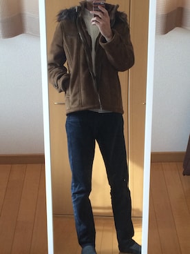 「黒デニム」｜「アイテム（その他アウター）」を使った、HARUさん（メンズ・177cm）の冬コーディネート