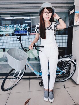 「LOVFEE（ラッフィ）のアイテム（オールインワン・サロペット）」を使った、Doraさん（レディース・164cm）の春コーディネート