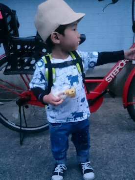 「b・ROOM（ビールーム）のアイテム（バッグ）」を使った、yotticuriさん（キッズ・90cm）の春コーディネート