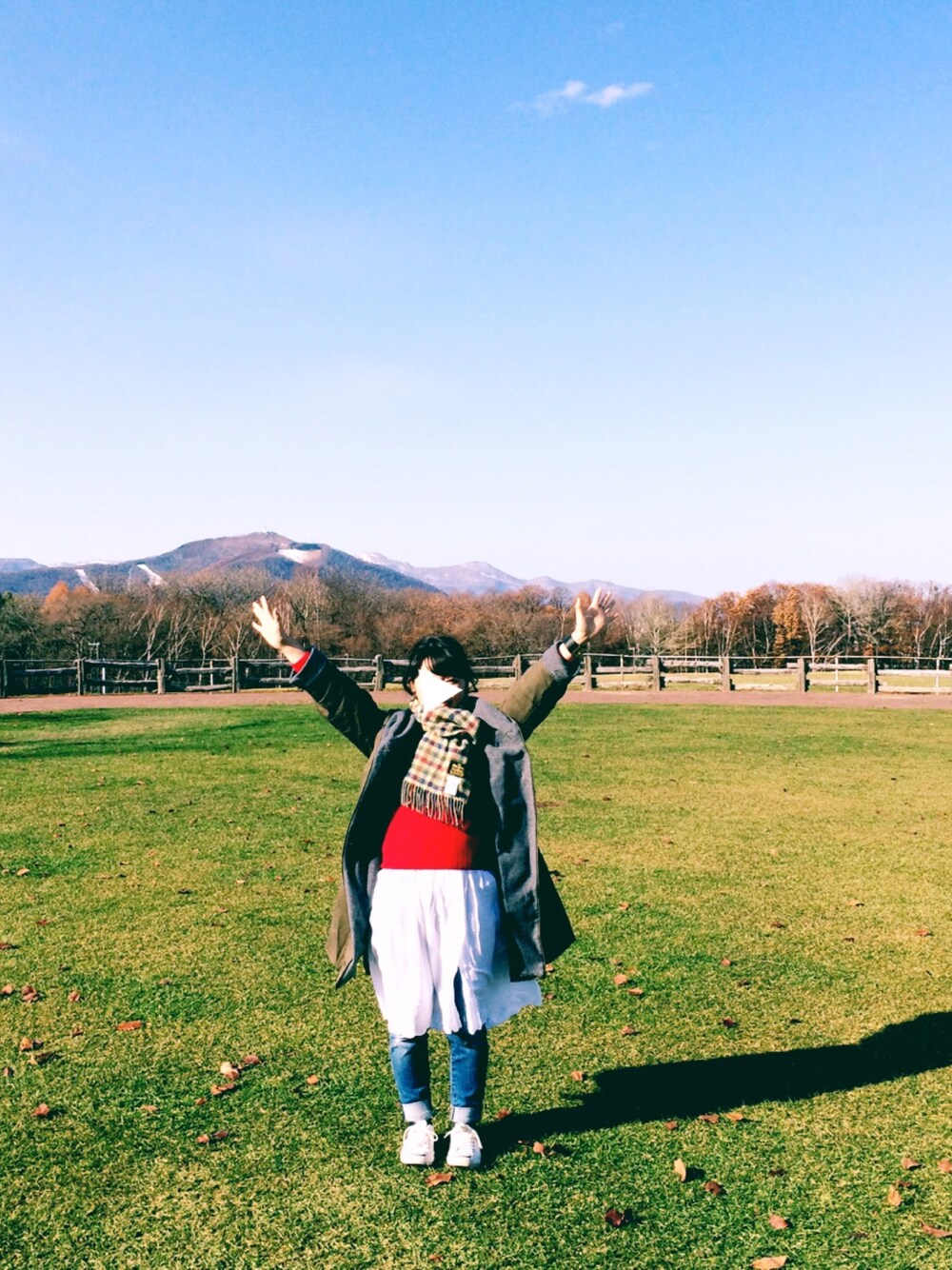 「カジュアル、北海道、低身長、チビコーデ」｜「niko and...のアイテム（ワンピース、ホワイト系）」を使った、みみさん（レディース・150cm）の秋コーディネートの1枚目の写真