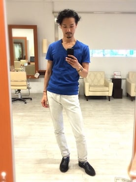 「DRIES VAN NOTEN（ドリスヴァンノッテン）のアイテム（デニムパンツ）」を使った、上原 良太さん（メンズ・175cm）の夏コーディネート