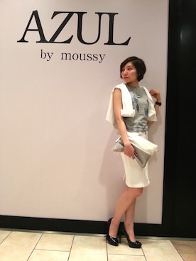 「アイテム（タンクトップ、グレー系）」を使った、kaoriさん（レディース・163cm）の春コーディネート