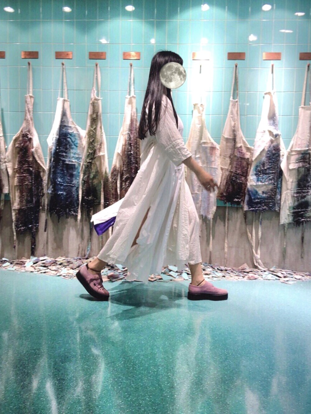 「bonumのアイテム（ジャケット/アウター、ホワイト系）」を使った、Aliceさん（レディース・170cm）の秋コーディネートの1枚目の写真