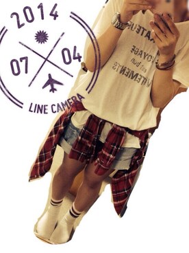 「LBC（エルビーシー）のアイテム（Tシャツ/カットソー、ホワイト系）」を使った、KUMIKO。さん（レディース・160cm）の夏コーディネート