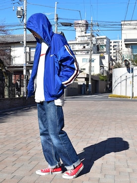 「Tシャツ×デニム」｜「アイテム（ナイロンジャケット）」を使った、F.T.O.H.さん（メンズ・172cm）の冬コーディネート