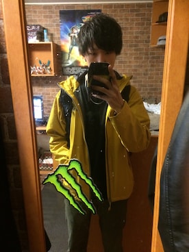 「大学」｜「アイテム（マウンテンパーカー）」を使った、ぬのさん（メンズ・177cm）の秋コーディネート