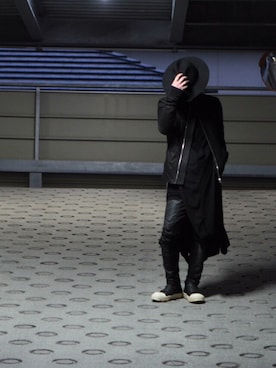 「sneakers」｜「アイテム（ライダースジャケット）」を使った、Takehiko Kurataさん（メンズ・168cm）の冬コーディネート