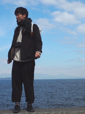 「zucca」｜「アイテム（スラックス）」を使った、soさん（メンズ・185cm）の秋コーディネート