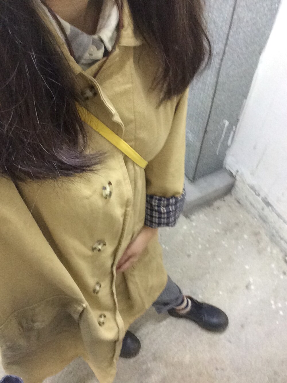 「UNIQLOのアイテム（シャツ/ブラウス、その他）」を使った、Elmoさん（レディース・159cm）の冬コーディネートの1枚目の写真