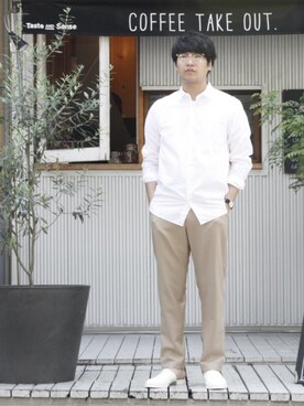 「UNIVERSAL PRODUCTS（ユニバーサルプロダクツ）のアイテム（スラックス）」を使った、 ryutoikemuraさん（メンズ・175cm）の夏コーディネート